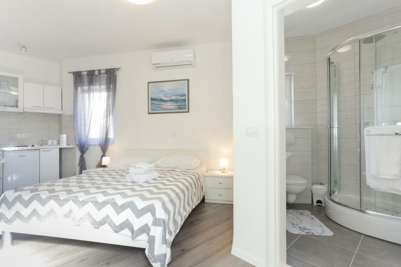 Villa Supuk Vinišće Exterior foto